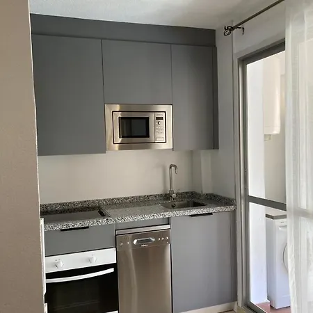 Luminoso Con Grandes Piscinas En Camelias *