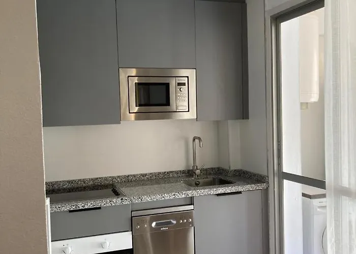 Luminoso Con Grandes Piscinas En Camelias *