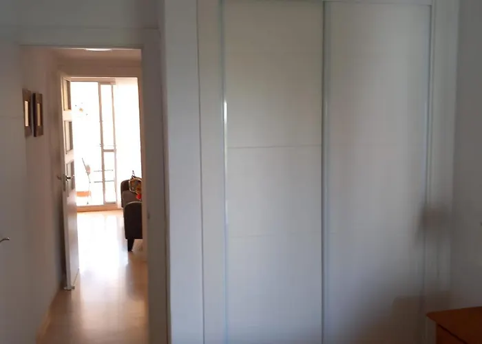 Luminoso Con Grandes Piscinas En Camelias *